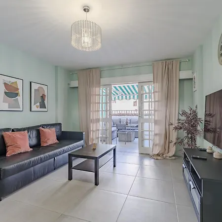 Apartamento Lovely 1 Bedroom In Parque Royal 1, Playa Fañabe *